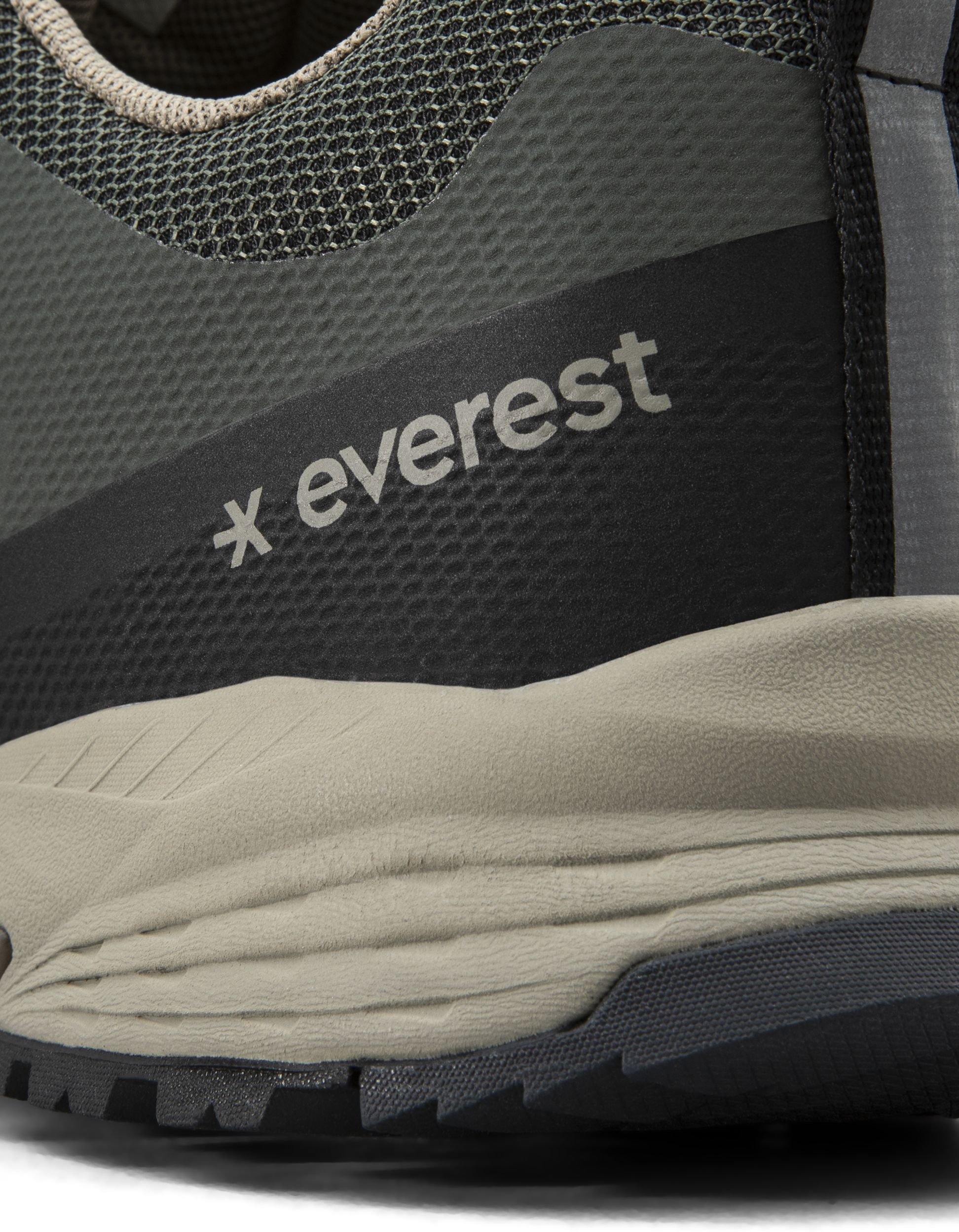 EVEREST, M SHIELDS OUTDOOR LOW