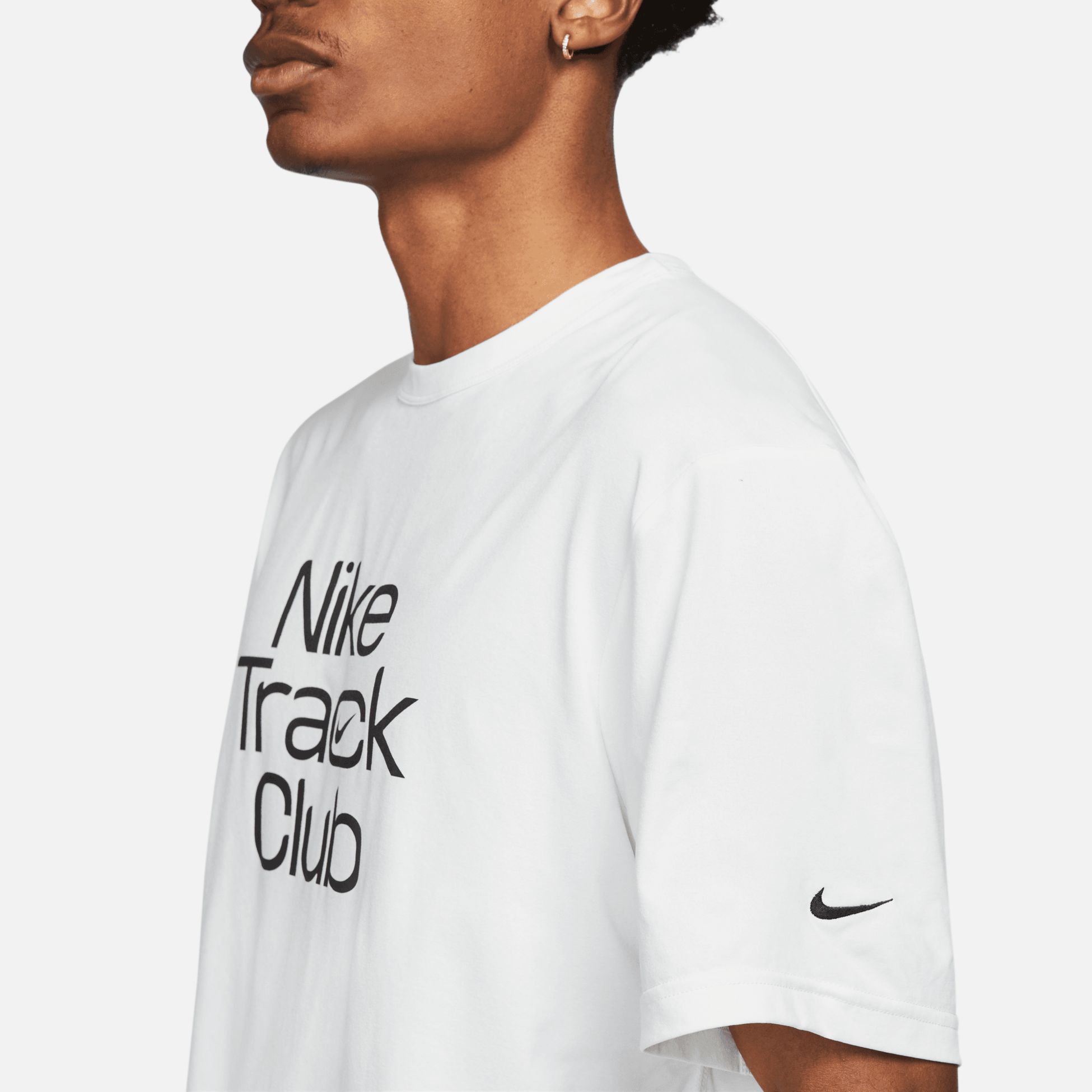 NIKE, Nike Dri-FIT Hyverse Track Club Men
