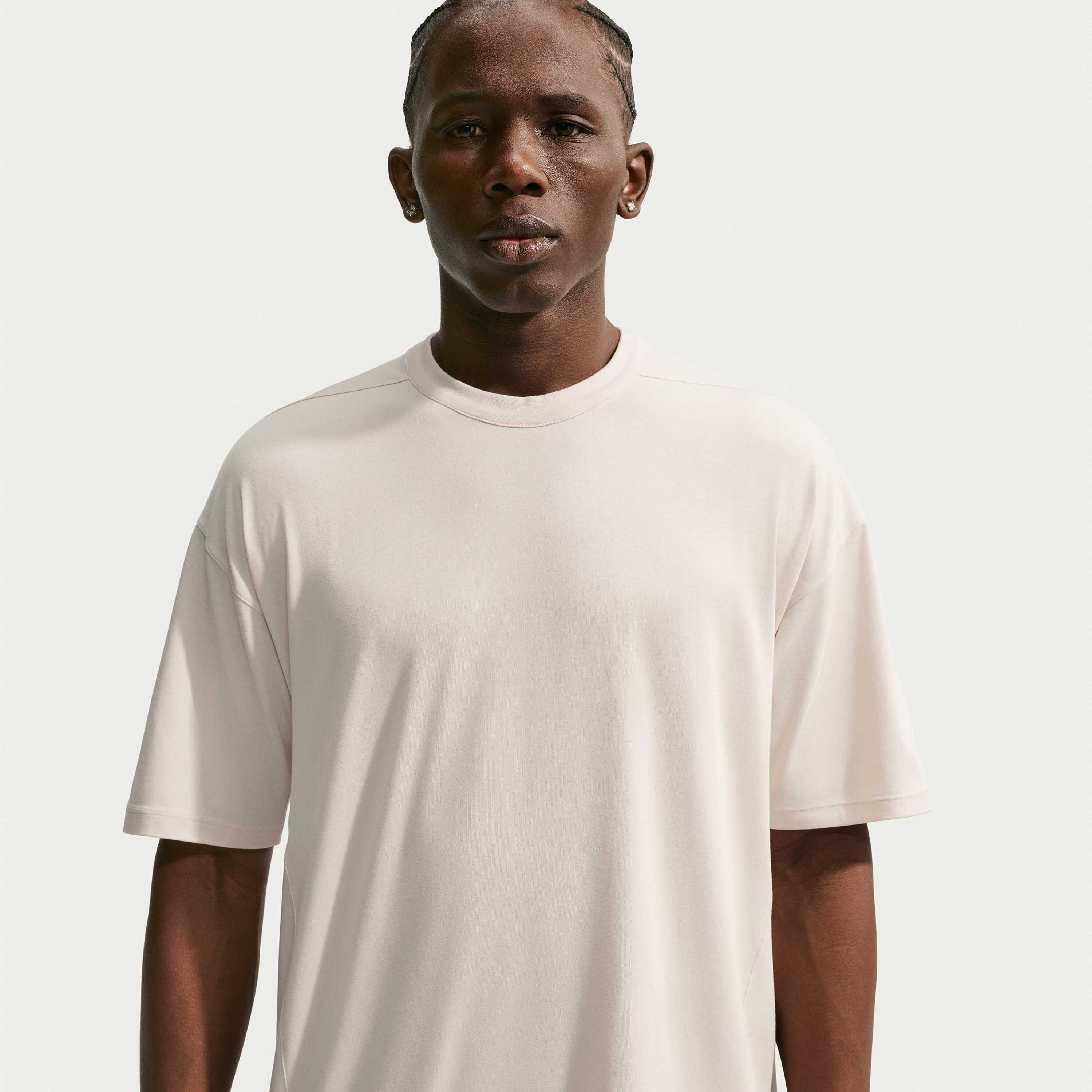 Nike, Men's Dri-fit Short-sleeve T-shirt 24.7 Impossiblysoft Light, Product 0