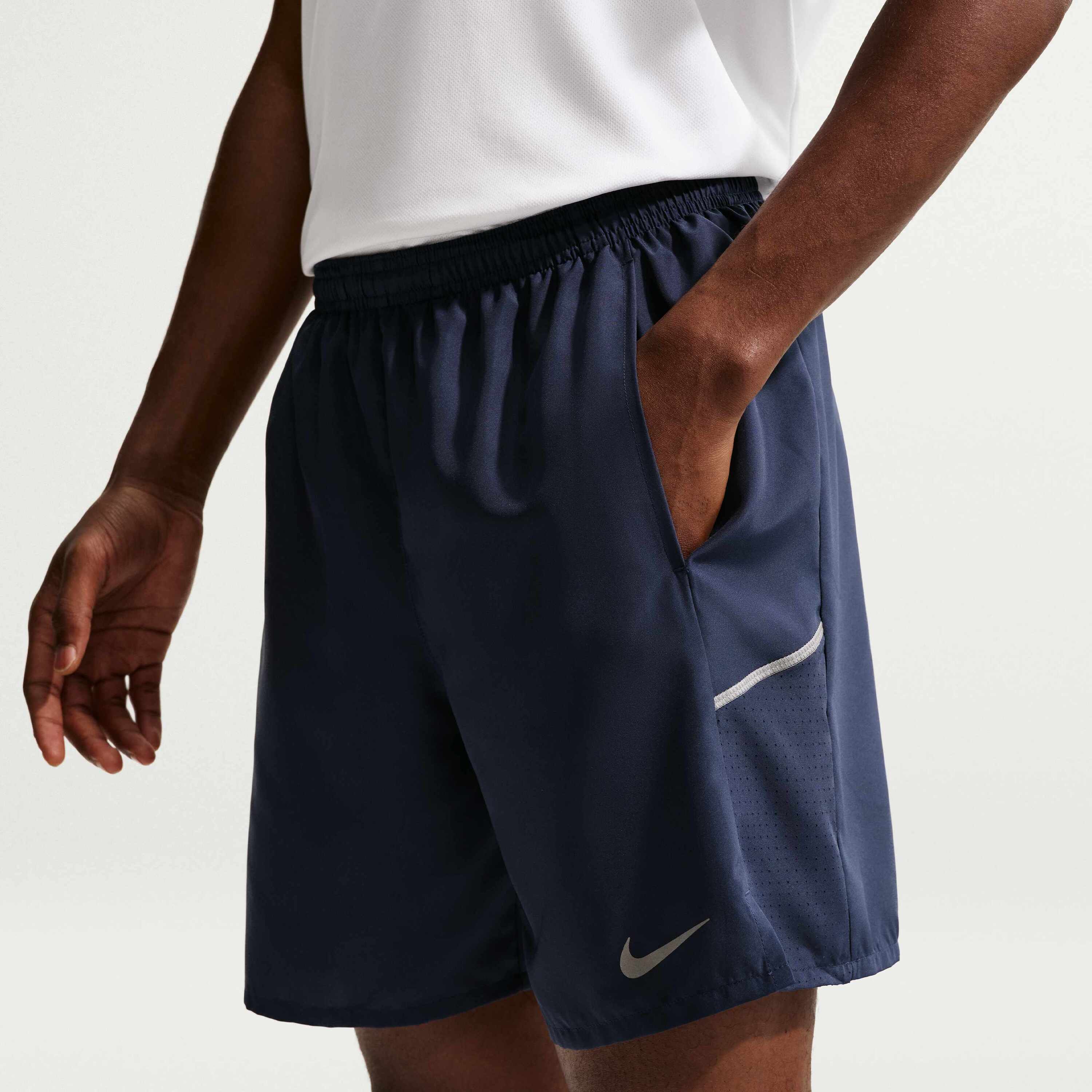 Nike, M NK DF MILER 7BF SHORT, Detail 1