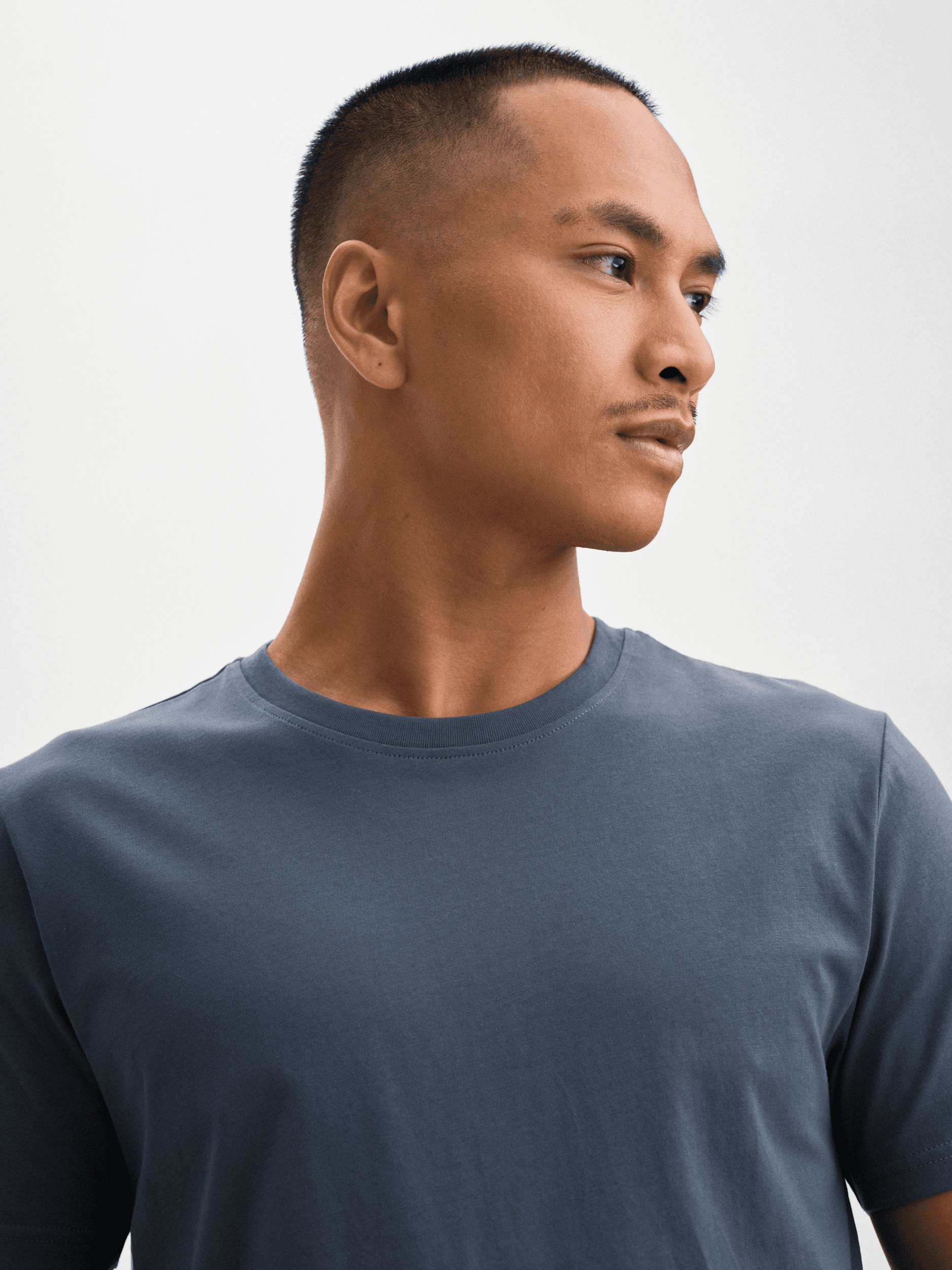 SOC, M REGULAR FIT TEE, Model 1