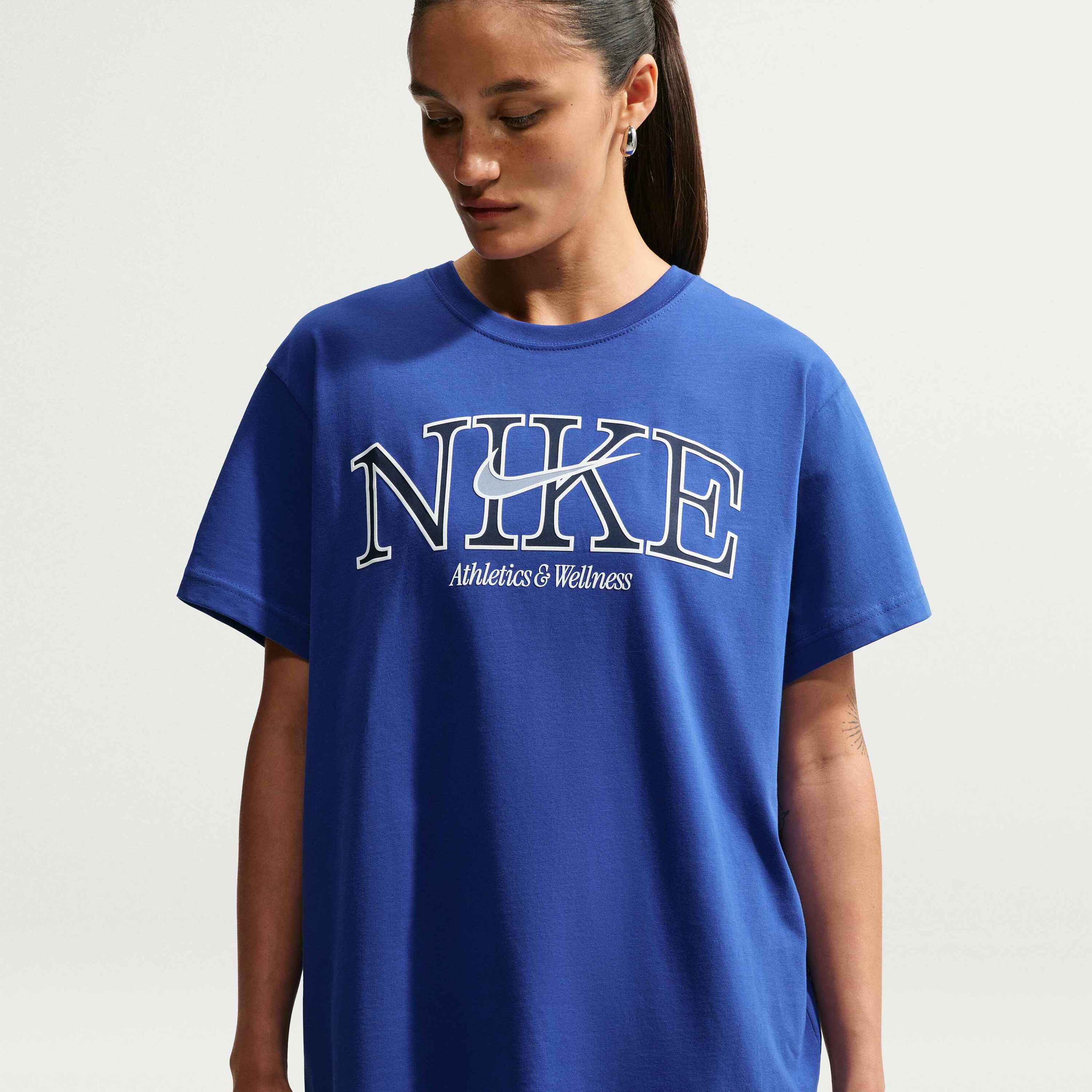 Nike, Women's Oversized T-shirt Sportswear Classic, Product 0