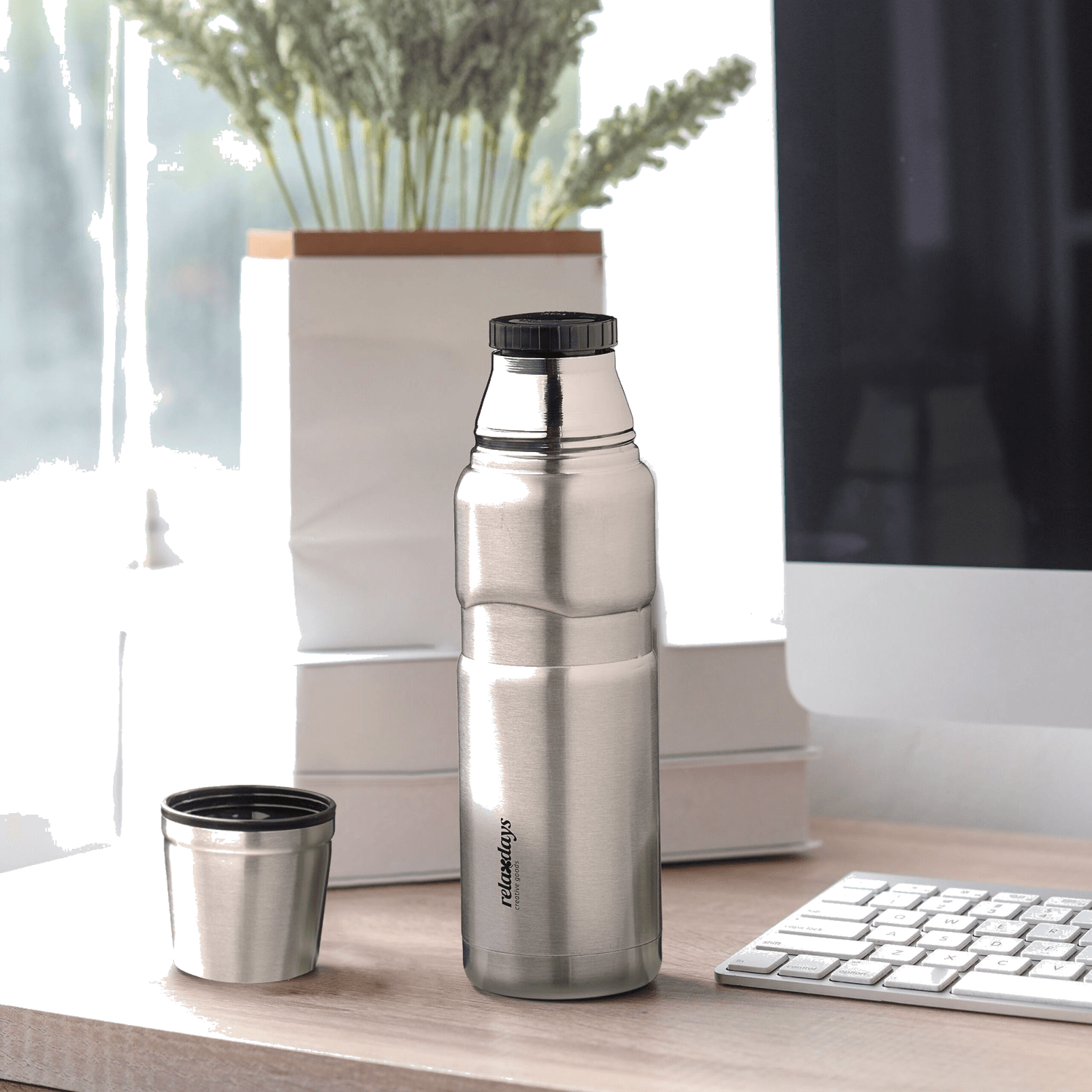 b2x, Drinking Bottle With Cup 500 Ml, Detail 1