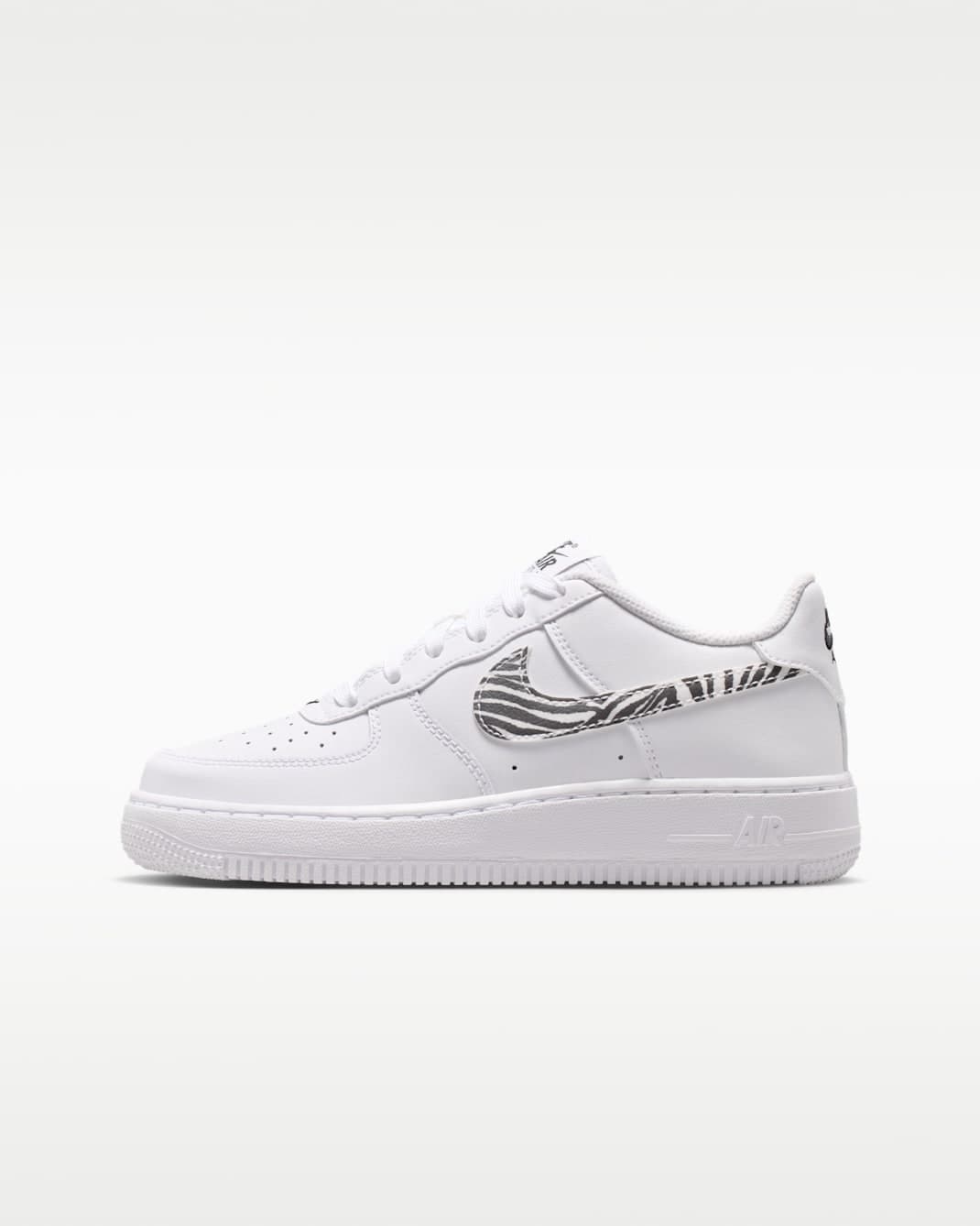 Nike, Older Kids' Shoes Air Force 1, Product 0