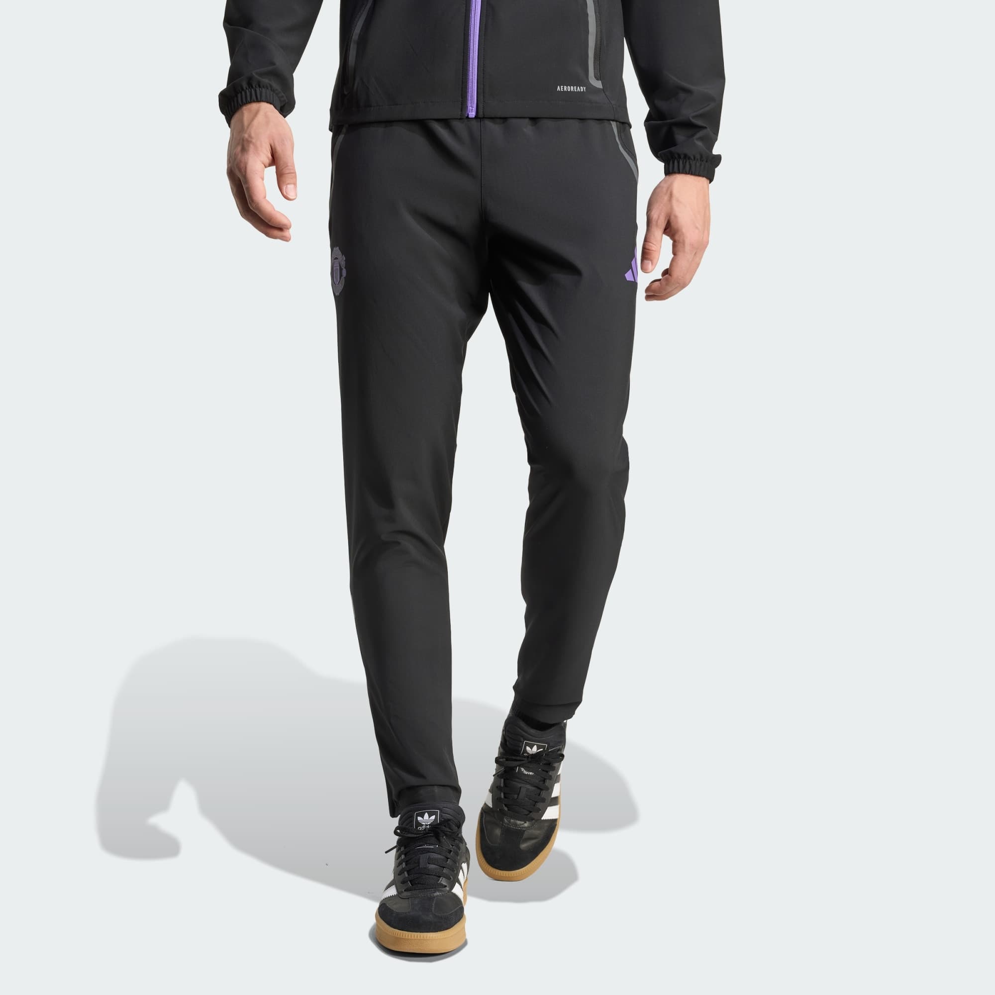 Adidas, Adidas Manchester United Tiro 25 Competition Vis Tech Travel Pants, Model 1