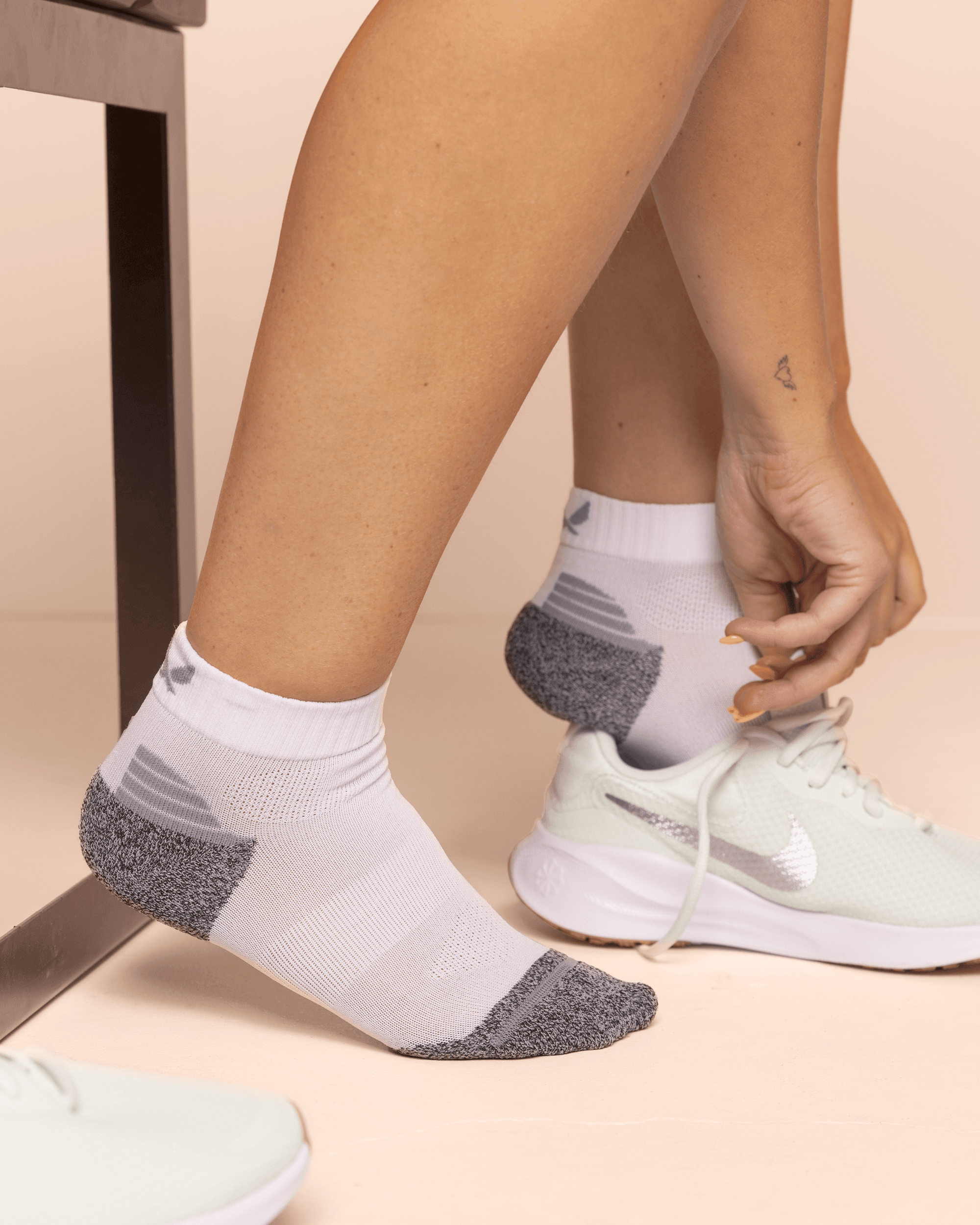 SOC, Tech Sock 2P Re, Model 1