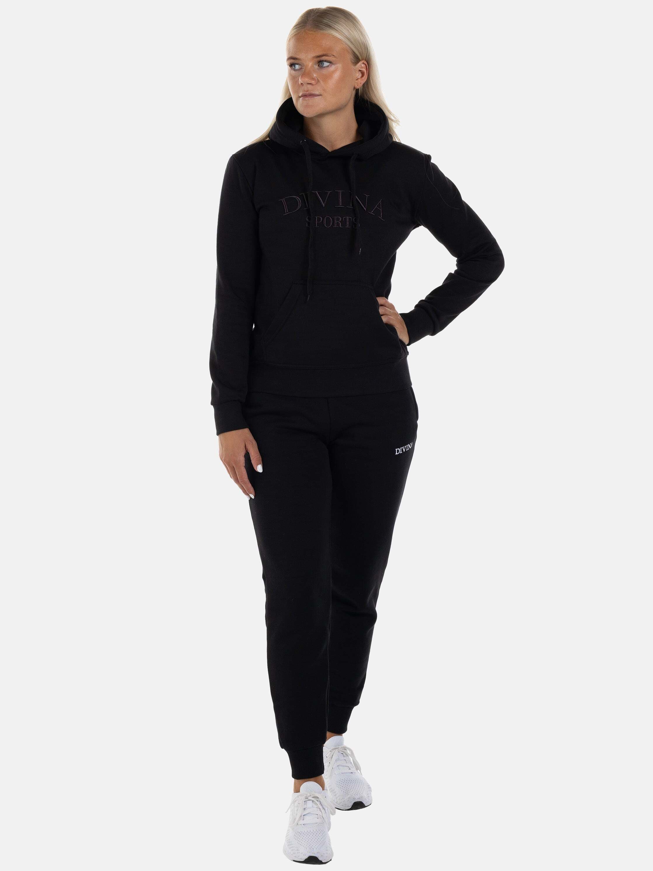 divina, Divina Hoodie 'core', Model 1