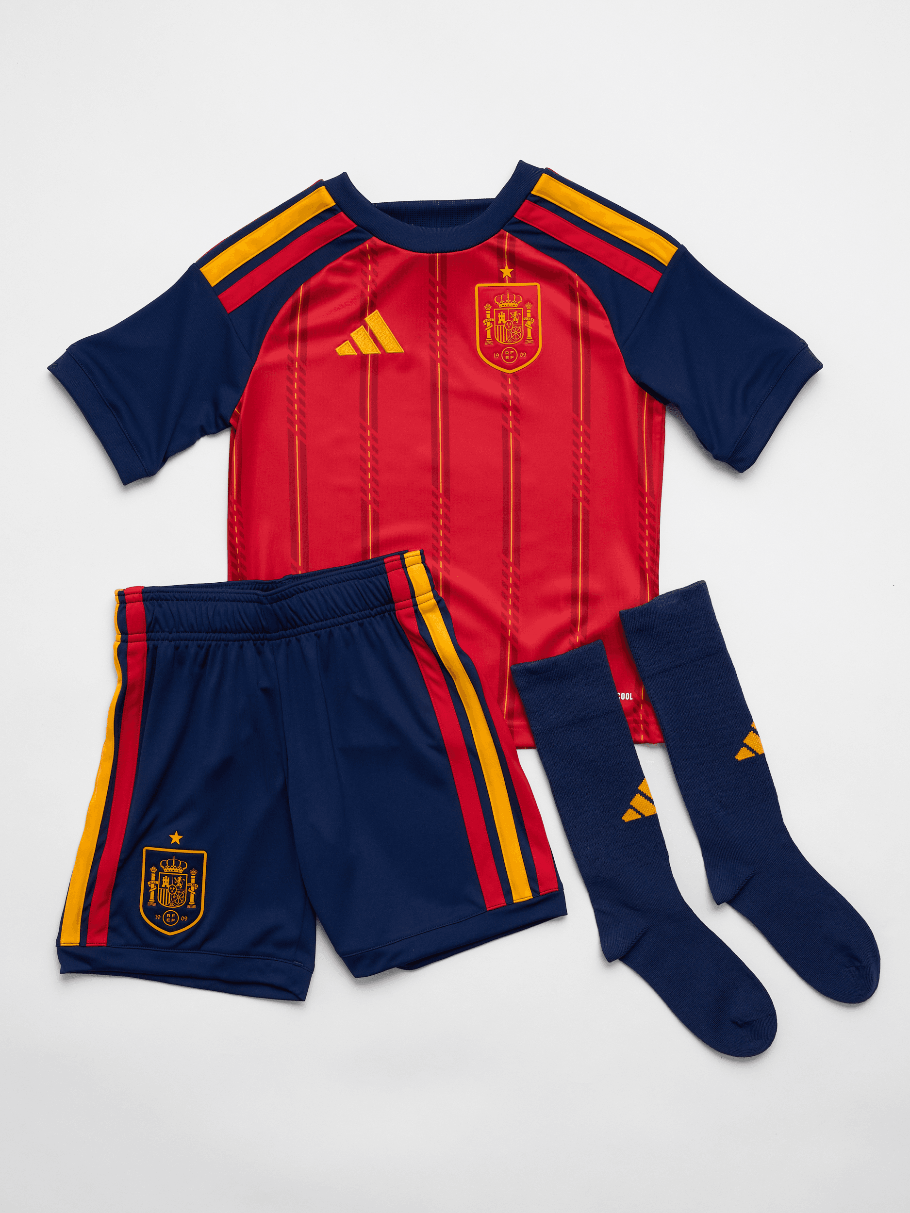 Adidas, Spain 26 Home Youth Kit, Model 1