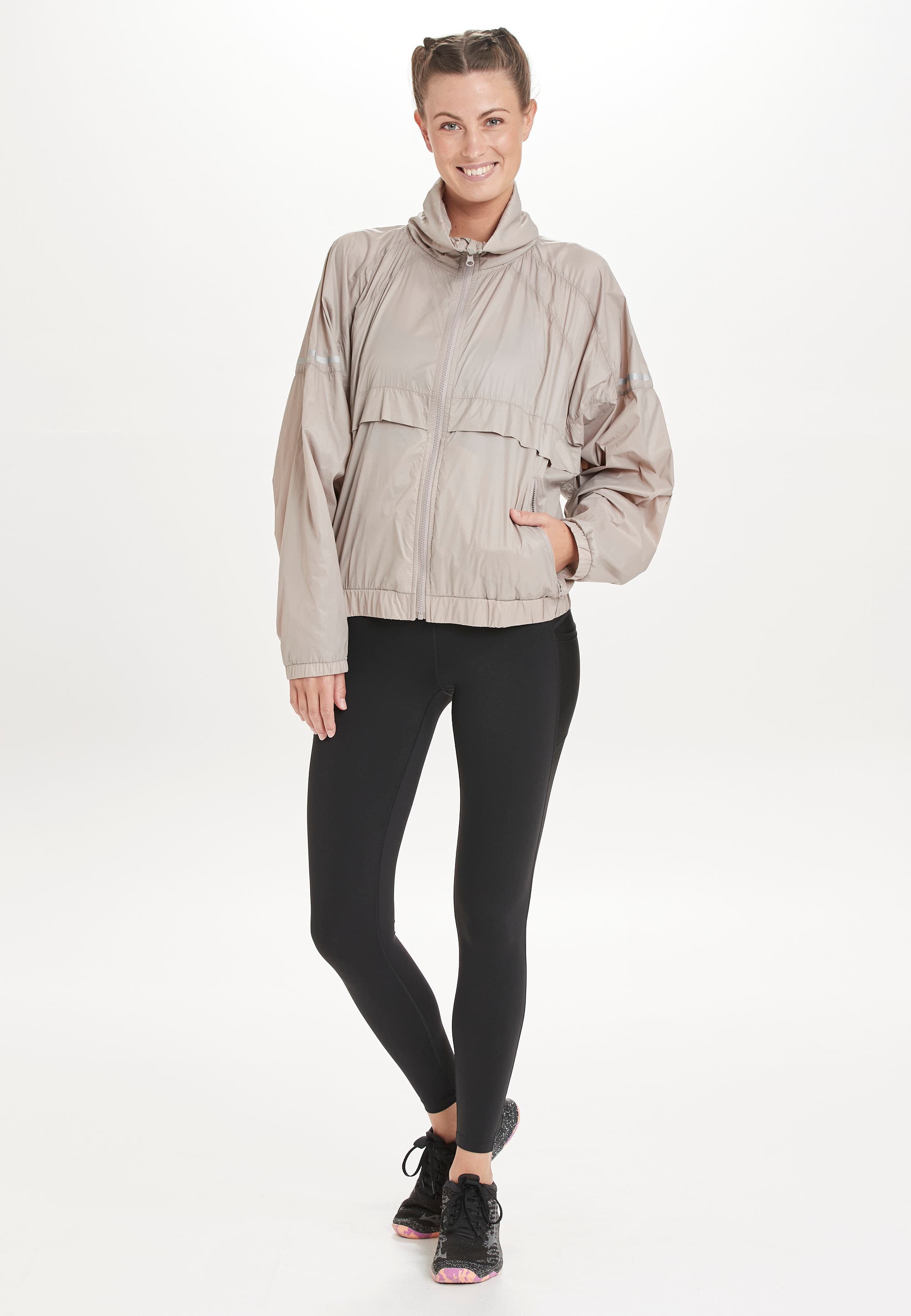 endurance, Liveea Jacket, Model 1