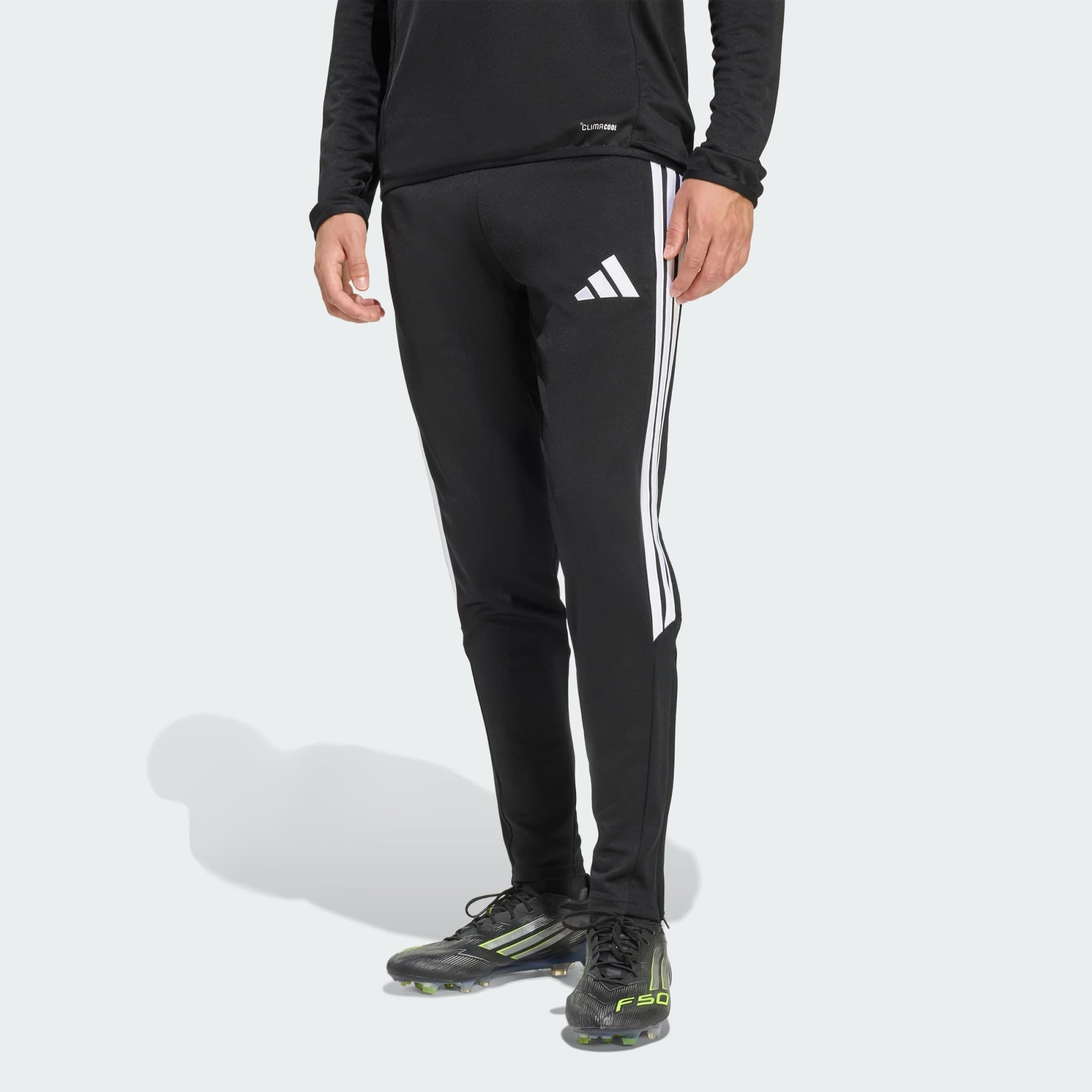 Adidas, Adidas Tiro 26 League Slim Träningsbyxor, Model 1