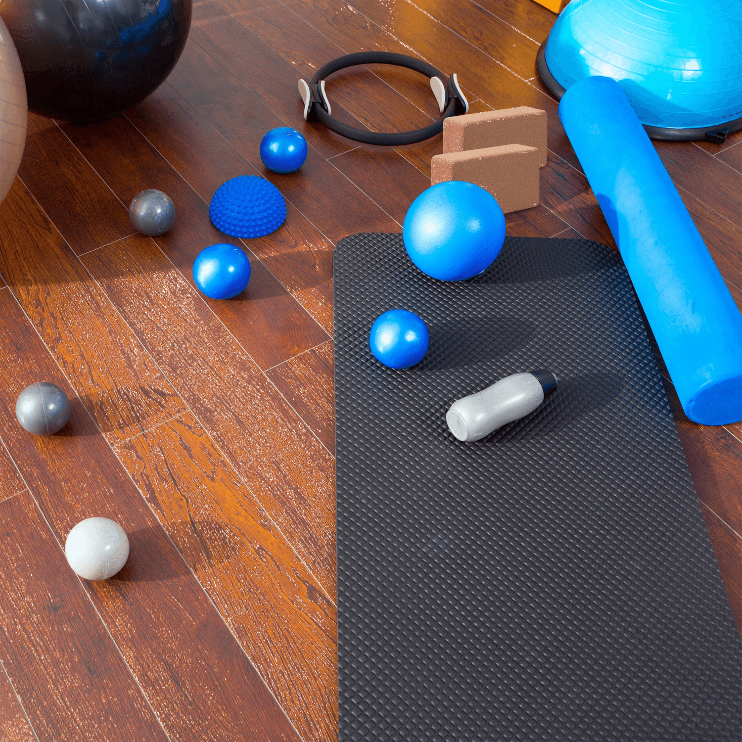 b2x, Yoga Block In Cork, Set Of 2, Detail 1