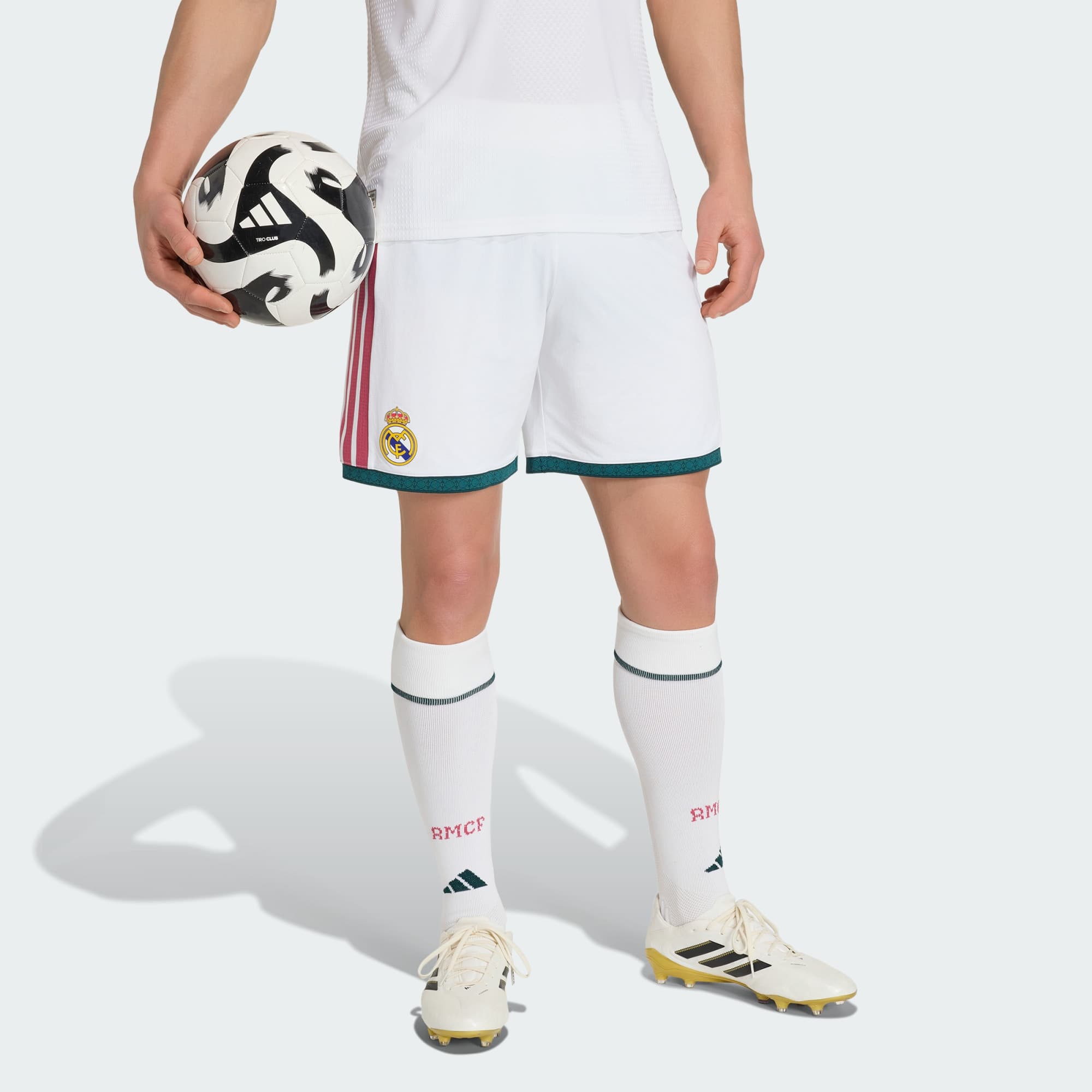 Adidas, Adidas Real Madrid 26/27 Authentic Hemmashorts, Model 1
