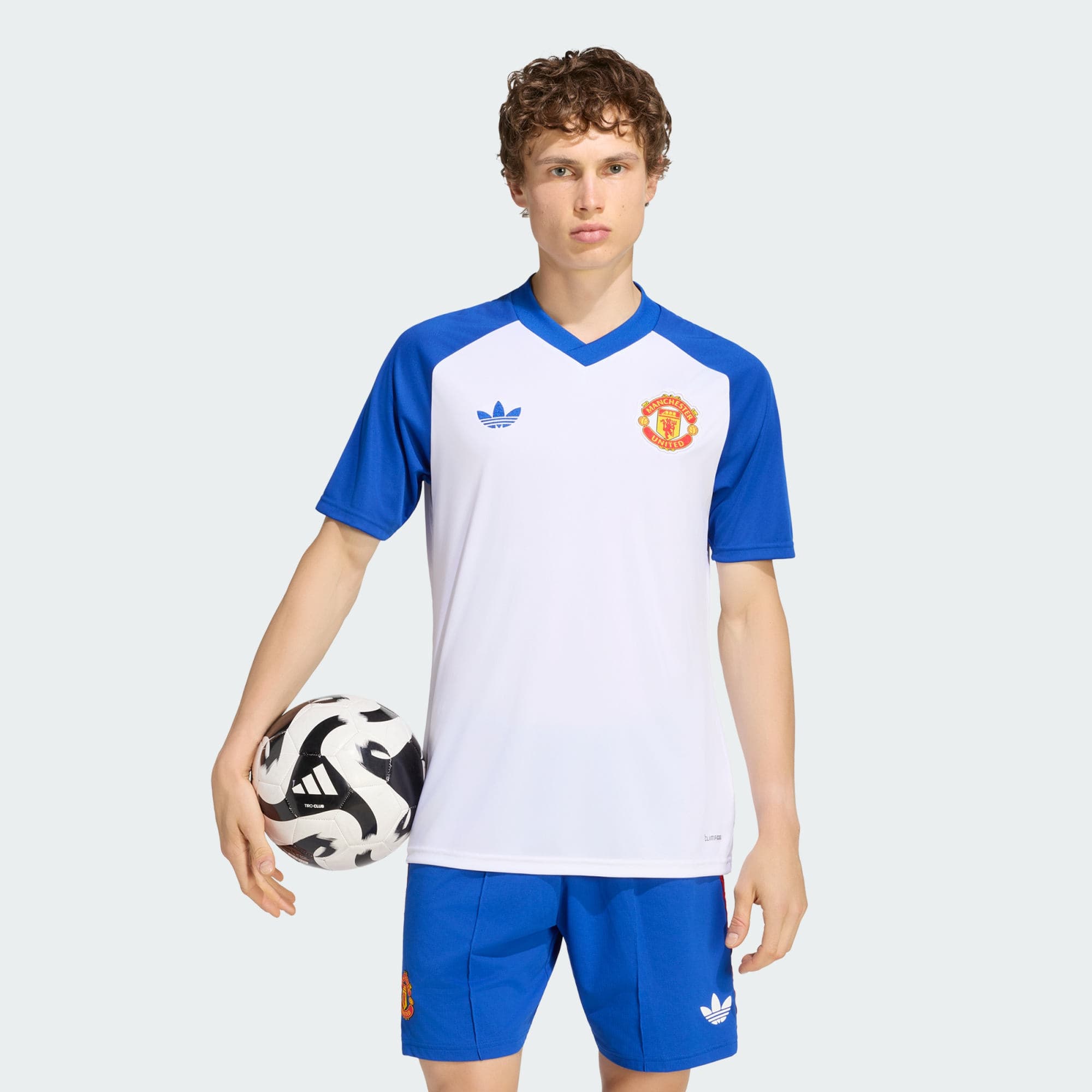 Adidas, Adidas Manchester United 26/27 Uppvärmningströja, Model 1