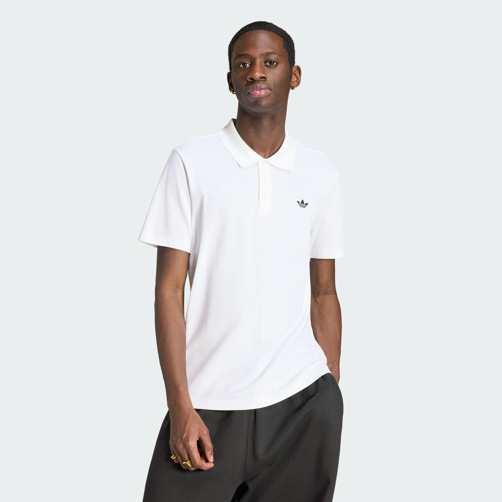 ADIDAS ORIGINALS, Adidas Originals Trefoil Essentials T-shirt I Pikémodell, Model 1