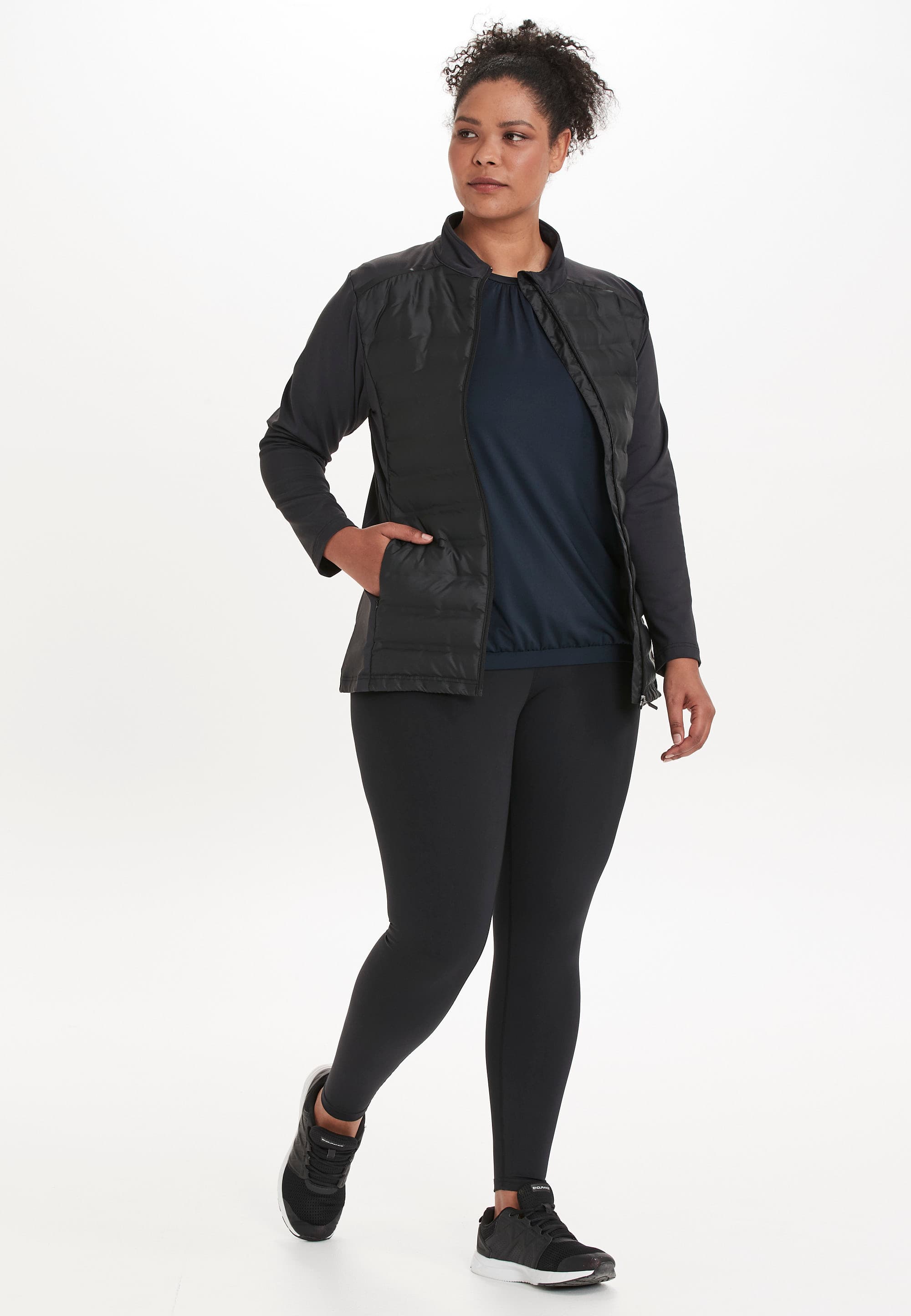 q sportswear, Sprinna Jacket, Model 1