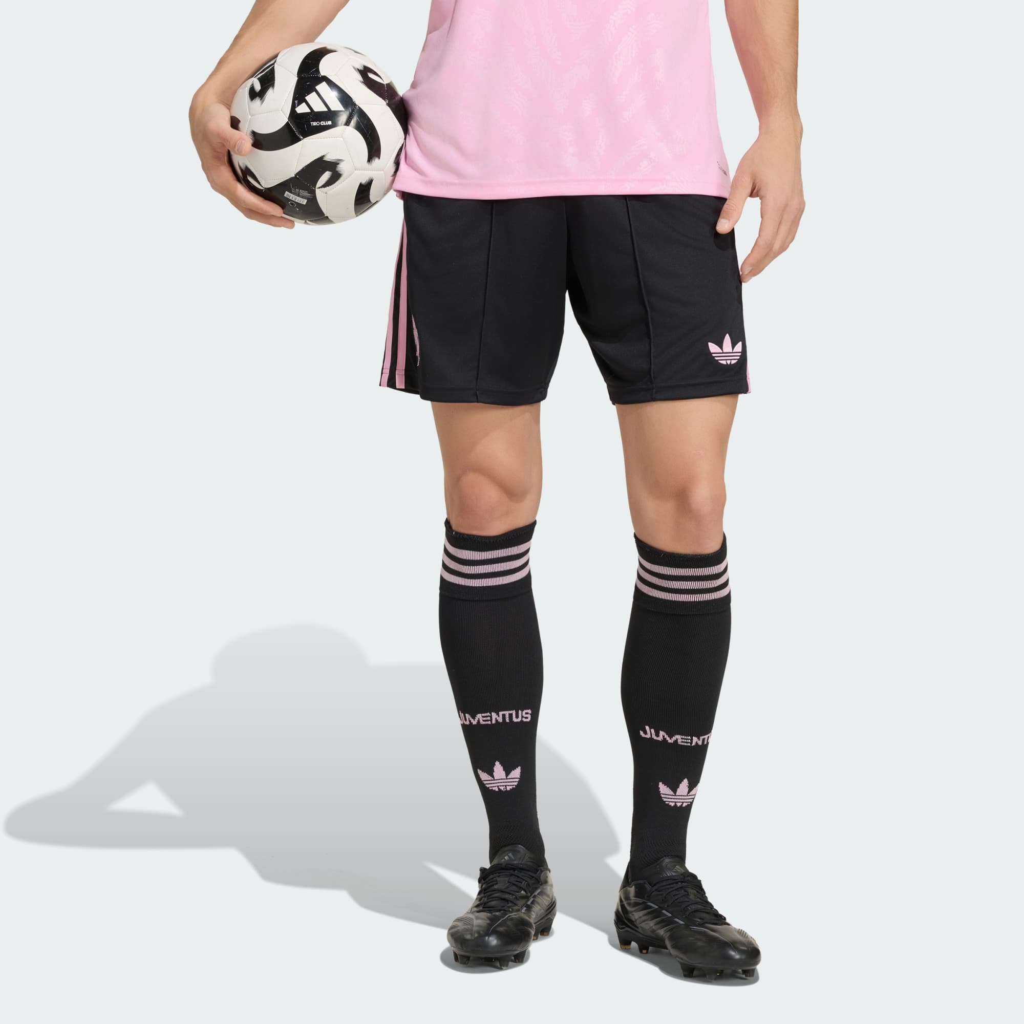 Adidas, Adidas Juventus 26/27 Bortashorts, Model 1