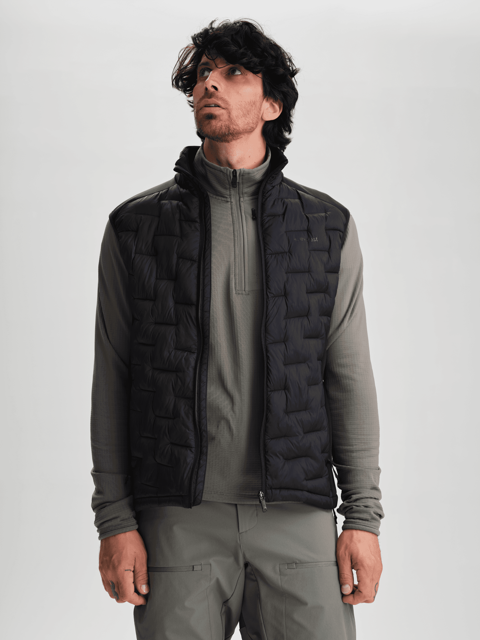 Everest, M Hybrid Vest, Model 1