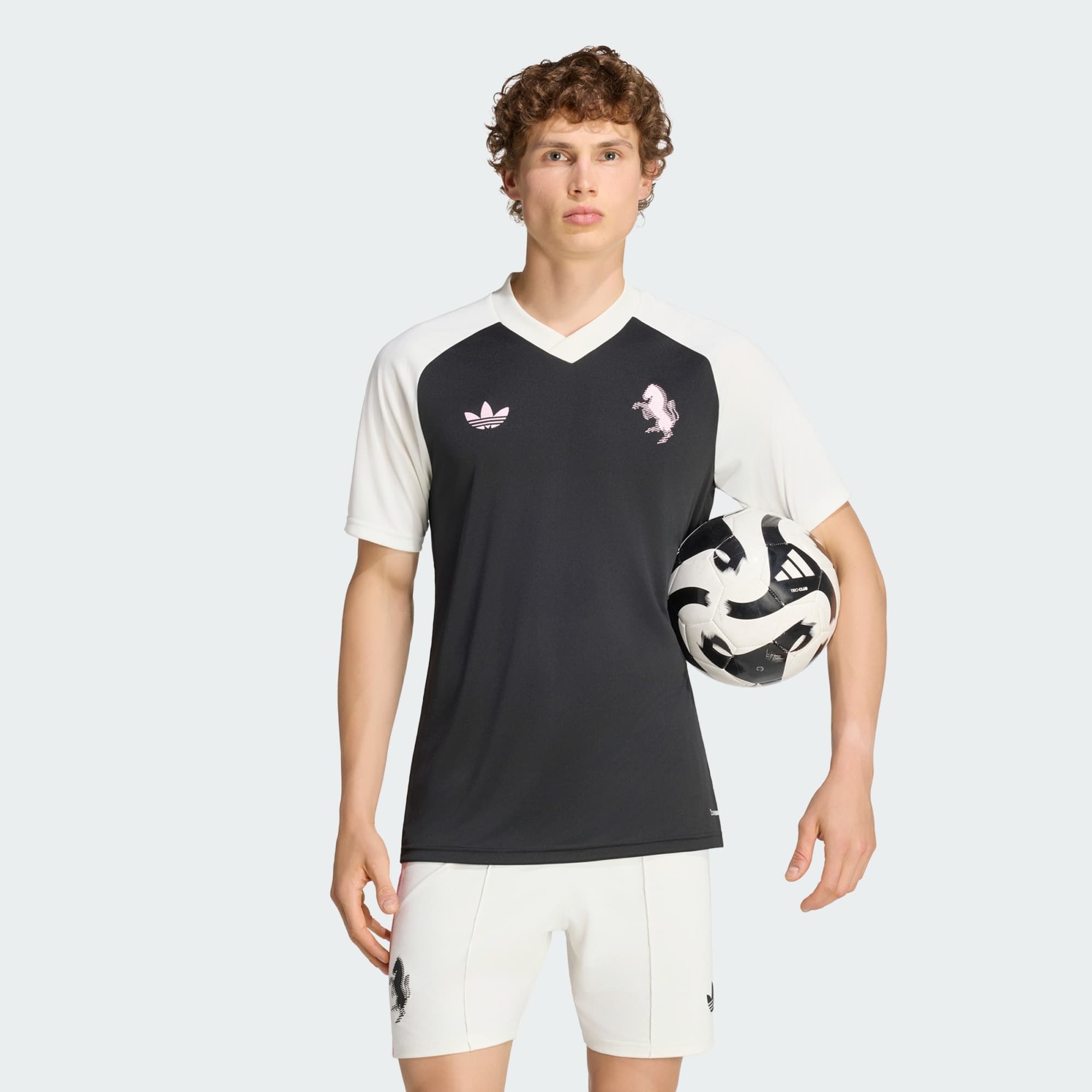 Adidas, Adidas Juventus 26/27 Away Uppvärmningströja, Model 1