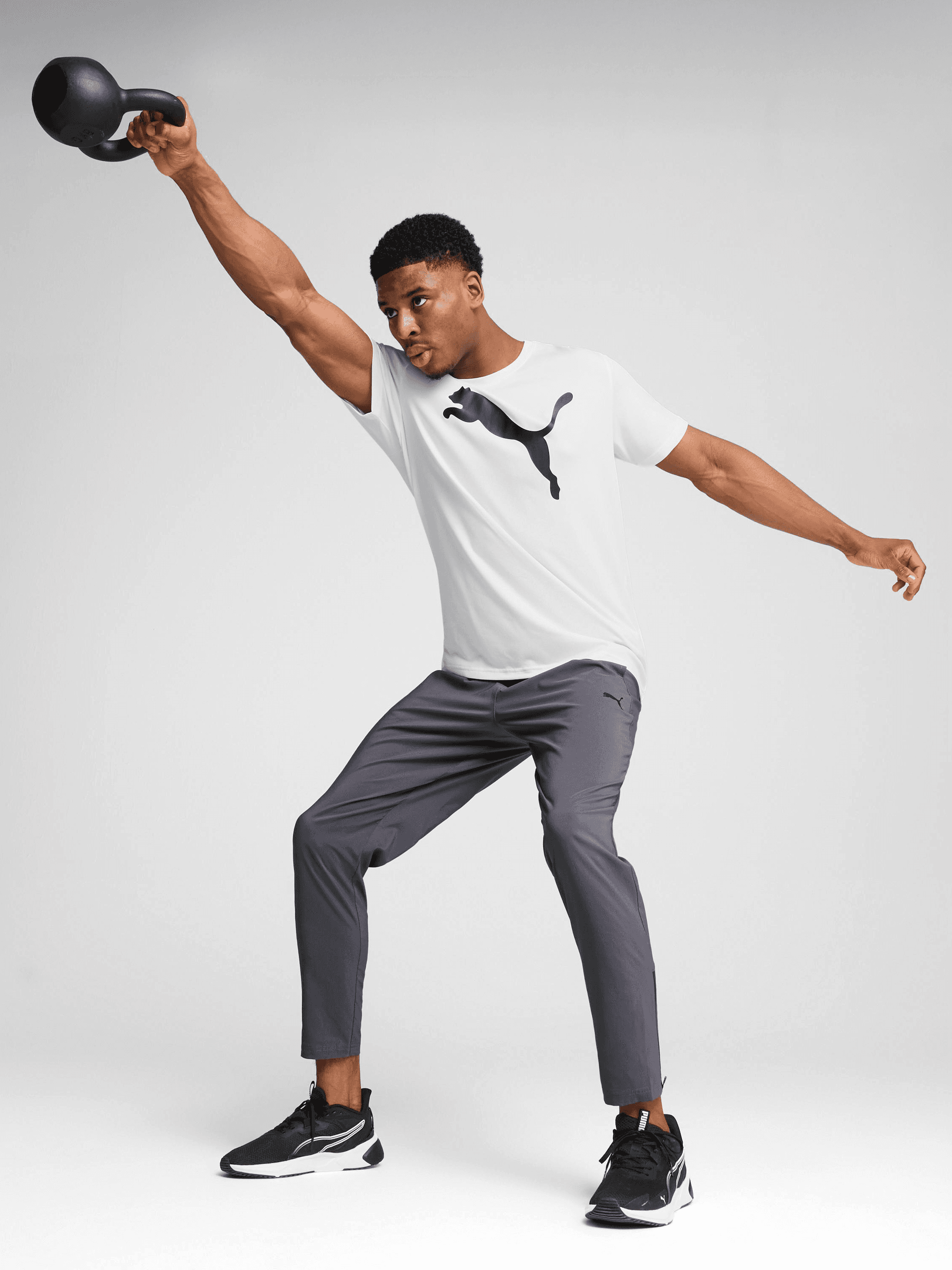 Puma, M Tad Essentials Woven Tapered Pant, Model 1