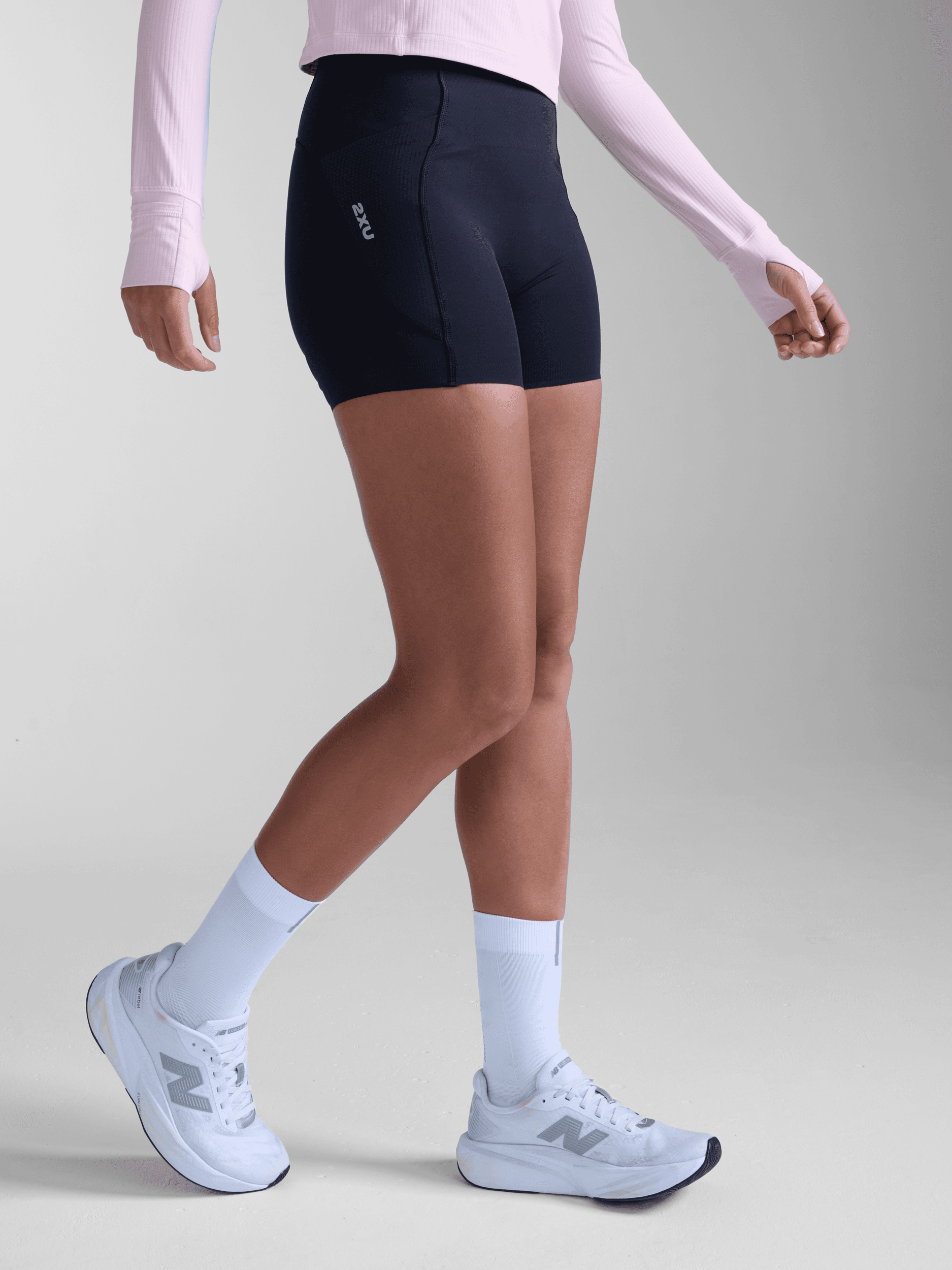 2XU, AERO MESH HI-RISE COMPRESSION 4 INCH SHORTS, Model 1