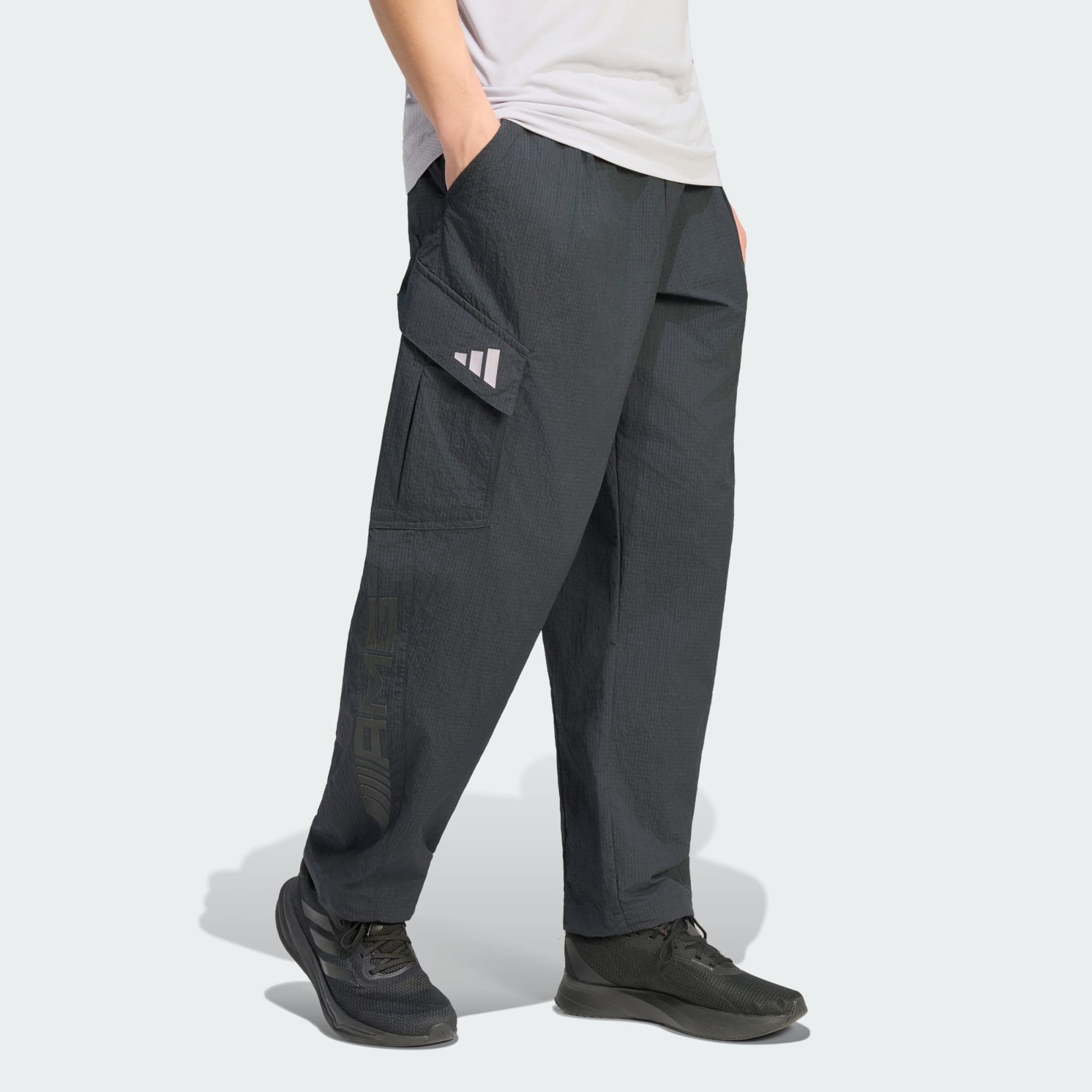 Adidas, Adidas Amg Woven Cargobyxor, Model 1