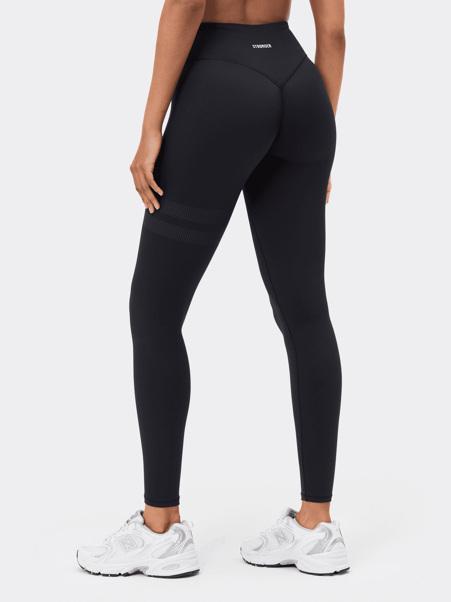 STRONGER, THE SIGNATURE ONE CONTOUR LEGGINGS, Model 1