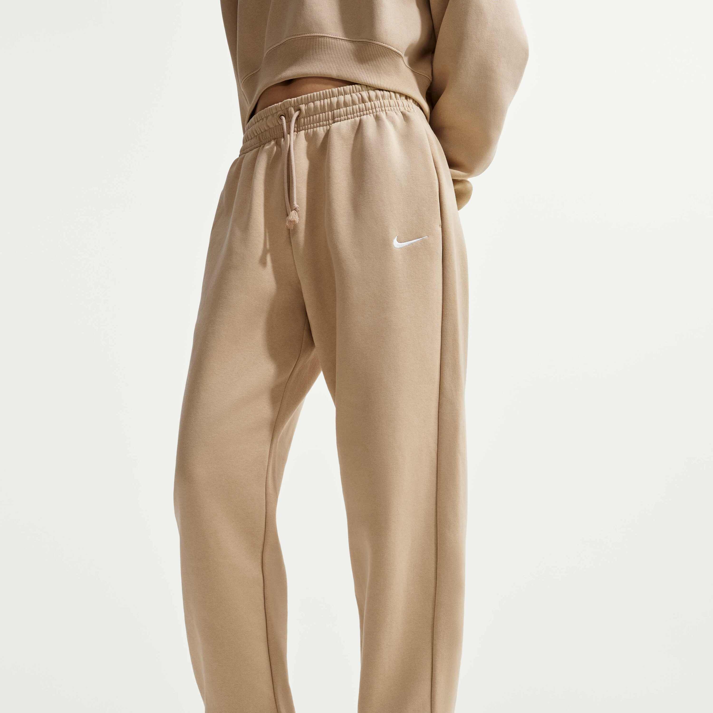 Nike, Women's High-waisted Oversized Tracksuit Bottoms Sportswear Phoenix Fleece, Detail 1