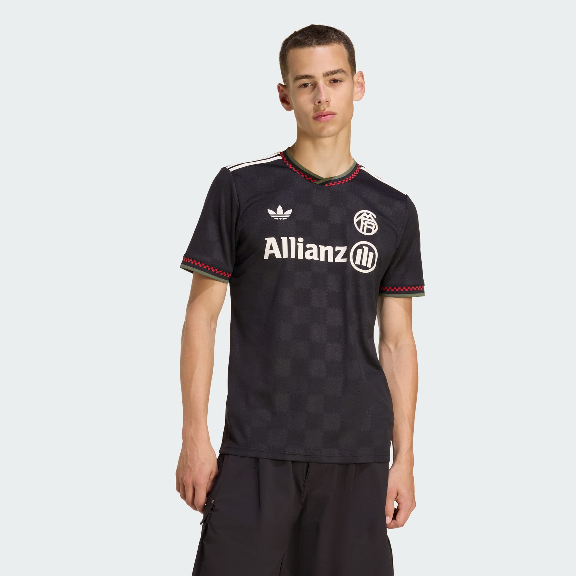 Adidas, Adidas Bayern München 2025/2026 Tredjeställ För Damlaget, Model 1