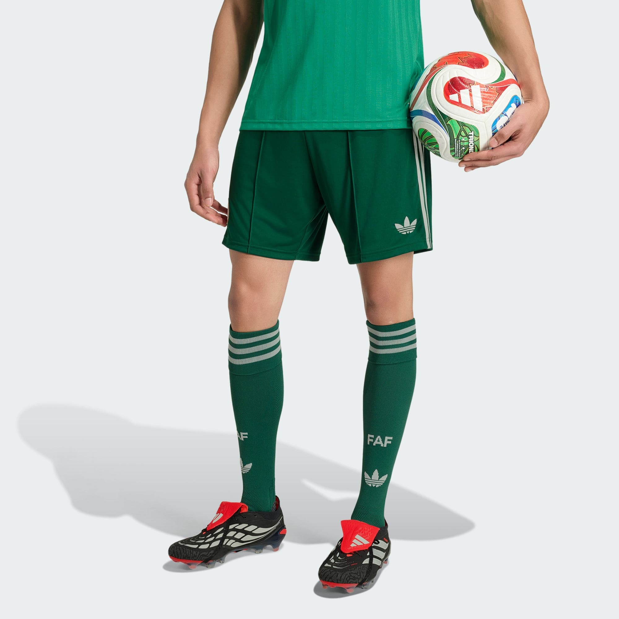 Adidas, Adidas Algeriet 26 Bortashorts, Model 1