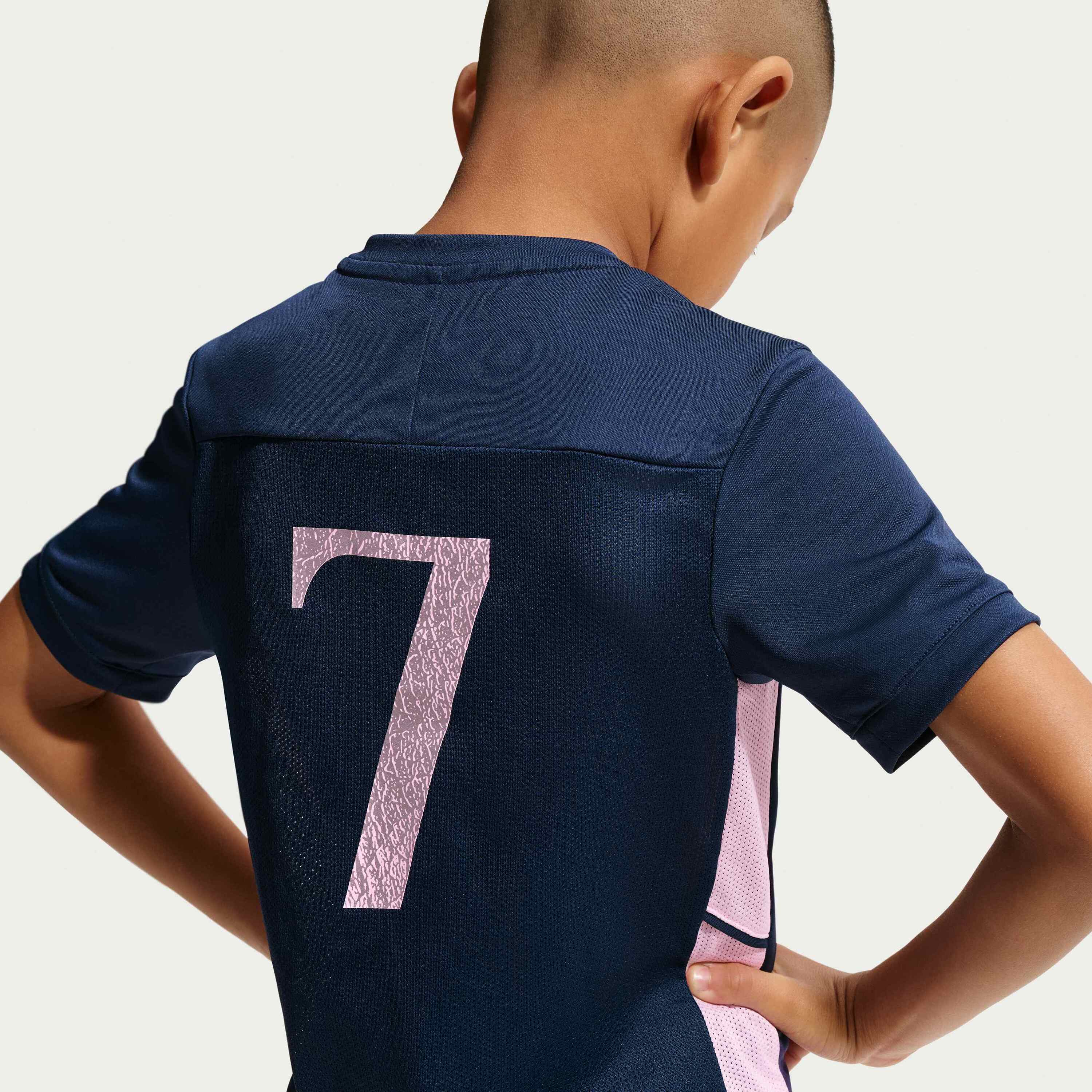 Nike, Older Kids' Dri-fit Short-sleeve Football Top Vini Jr. Academy, Detail 1