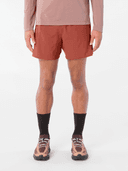 M SHKOUT CORE SHORTS 5", Brown