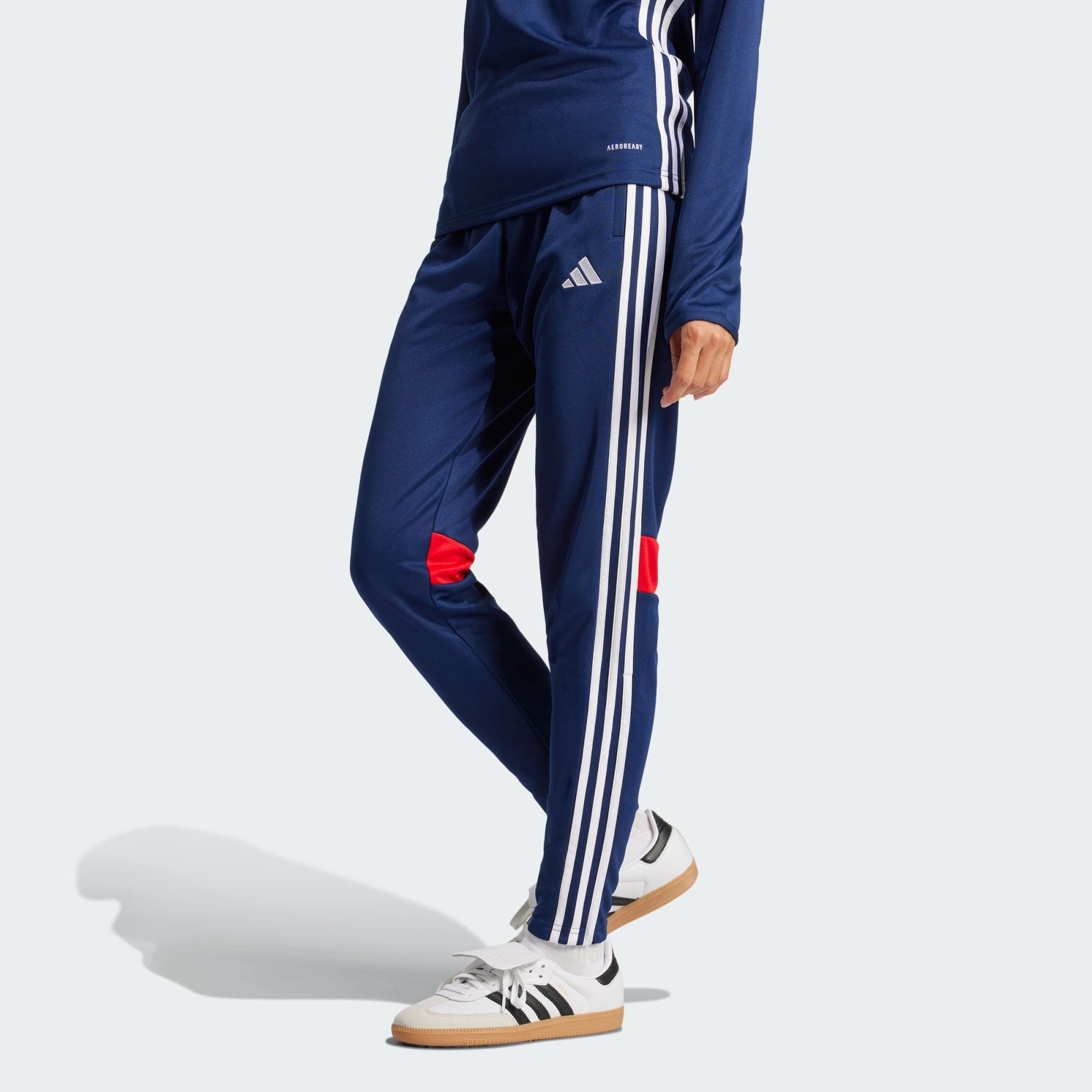 Adidas, Adidas Tiro 25 Essentials Träningsbyxor, Model 1