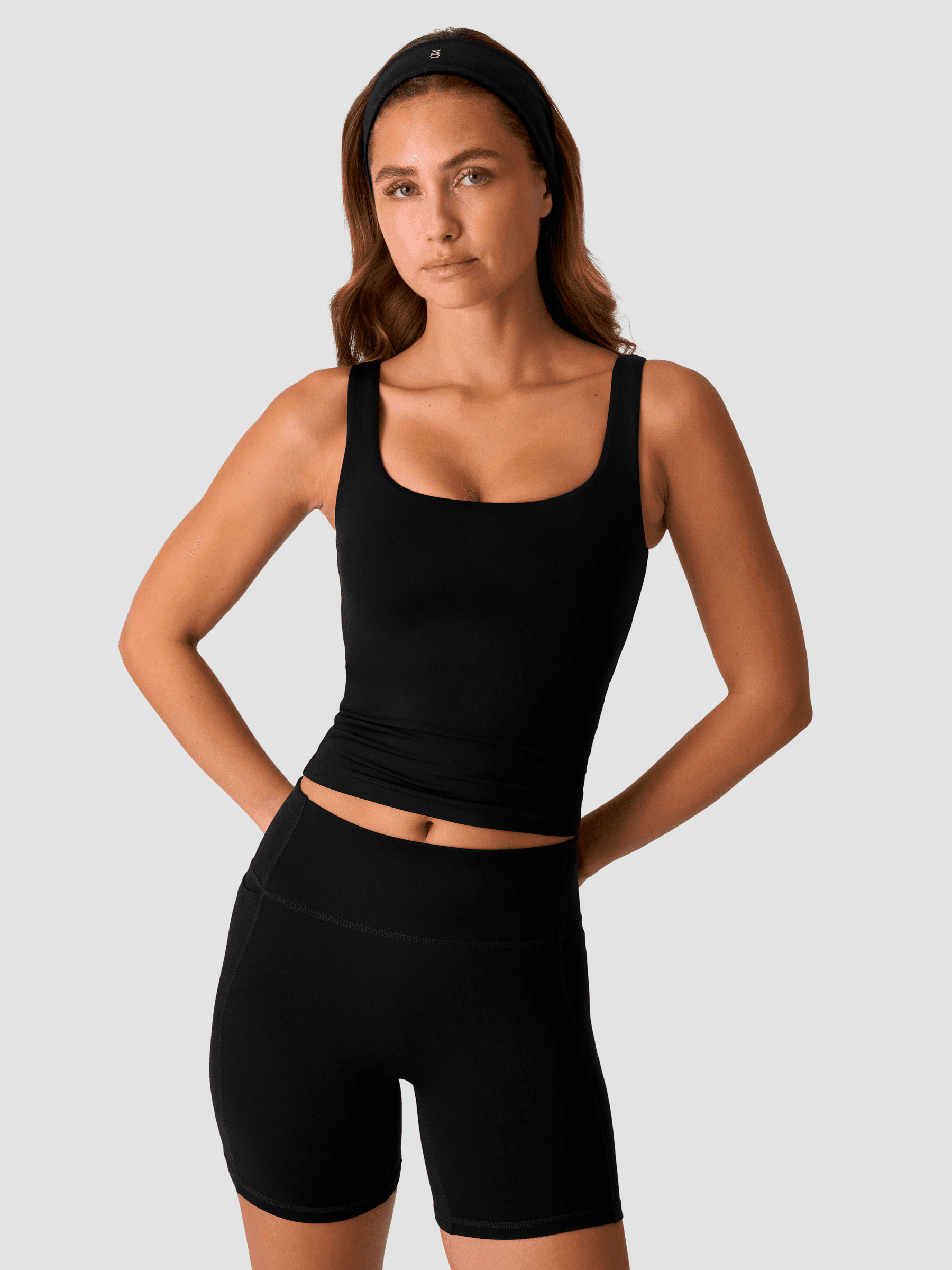 ICANIWILL, LUXE 2-IN-1 TANK TOP W, Model 1