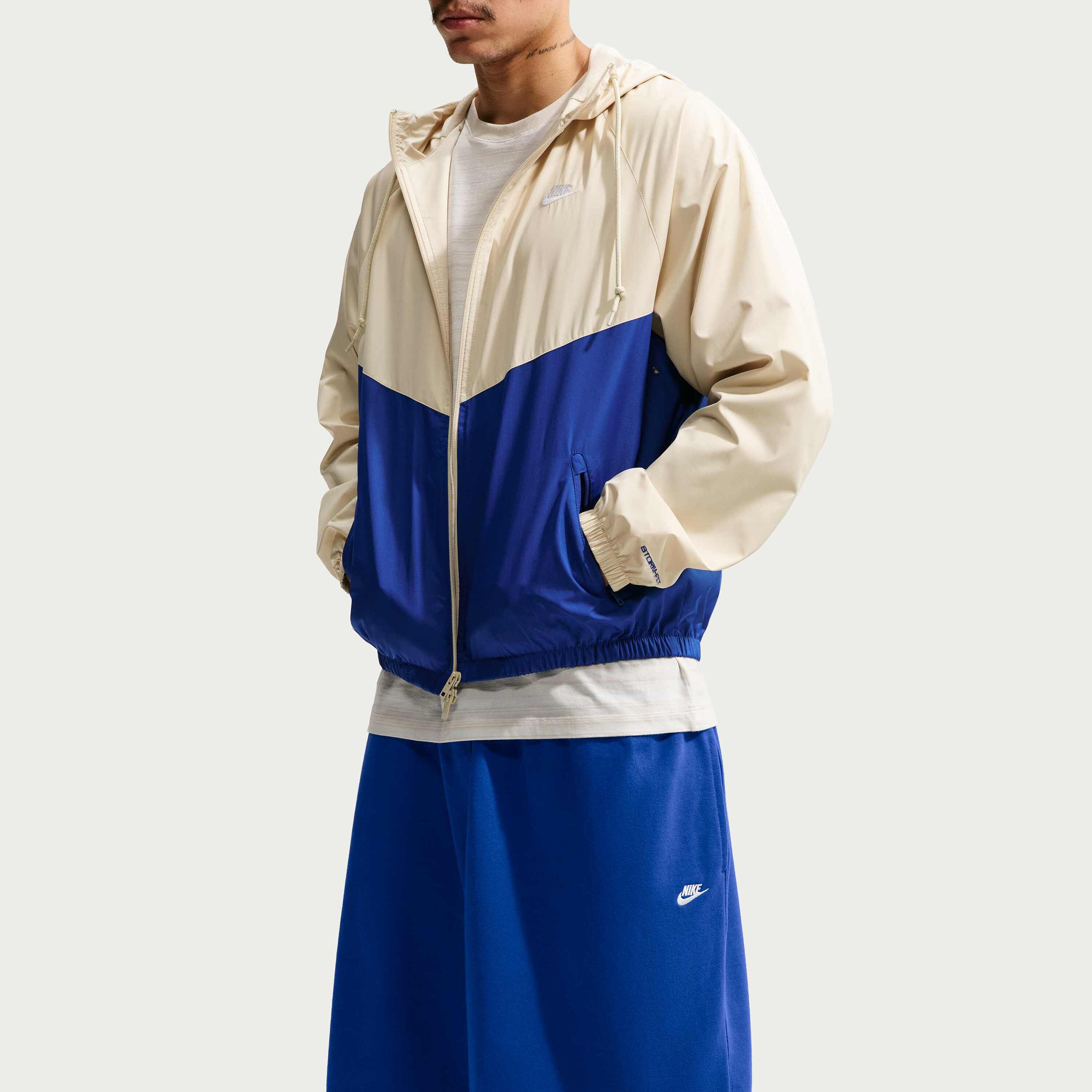 Nike, Men's Oversized French Terry Shorts Sportswear Club, Detail 1