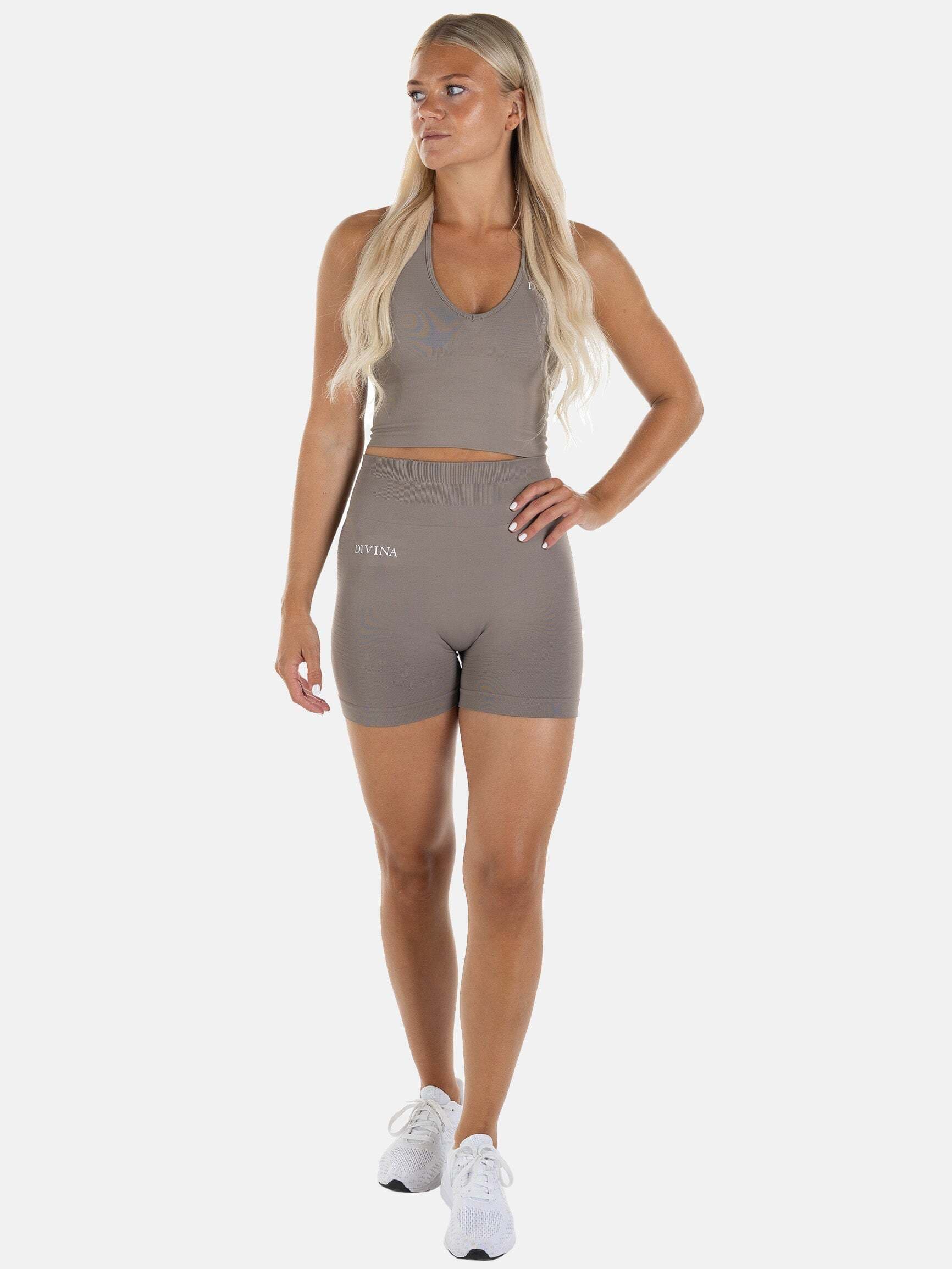 divina, Divina Shorts 'sleek', Model 1