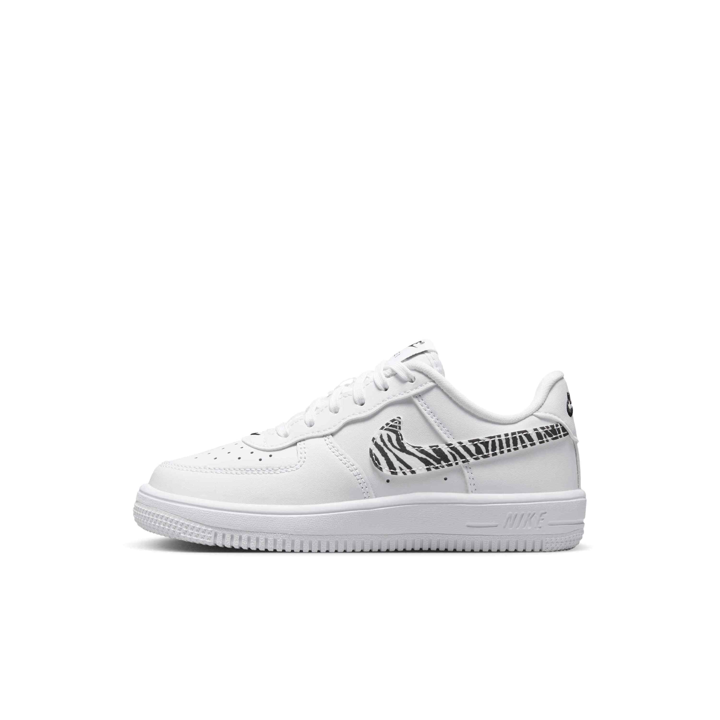 Nike, Younger Kids' Shoes Force 1 Low, Detail 1