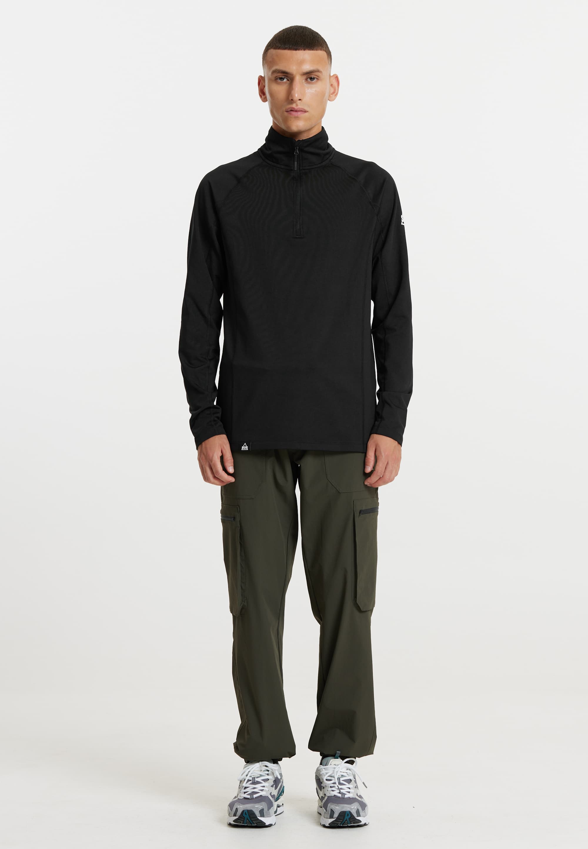 sos, Jasna Pullover, Model 1